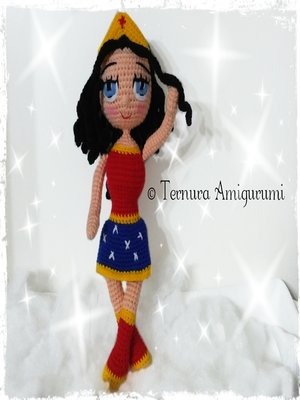 cover image of Crochet pattern doll WONDER WOMAN